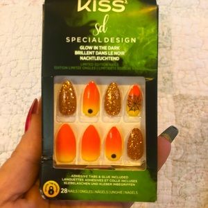 LIMITED EDITION HALLOWEEN NAILS